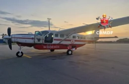 Bombeiros do DF transportam idosa com AVC de Maceió para Brasília