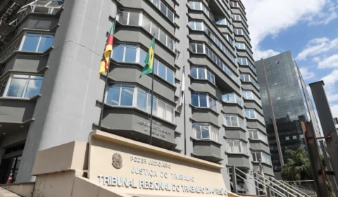 Concurso do TRT-4 abre inscrições na segunda-feira com salários de até R$ 16 mil; veja como participar