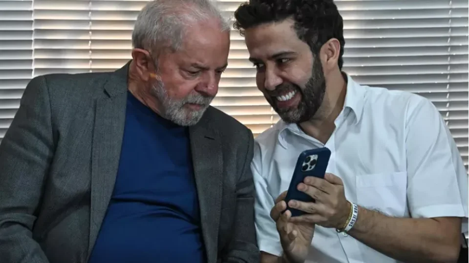 Janones diz que “Exército do Lula” voltou com força e que direita perdeu espaço nas redes