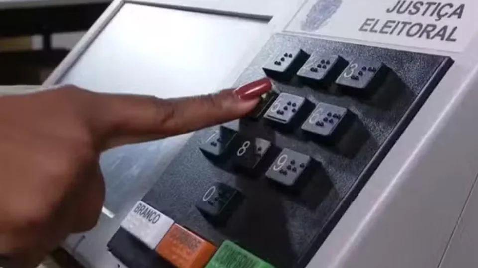 Eleições no Amazonas: veja horários, ônibus grátis e regras para votar no 2º turno