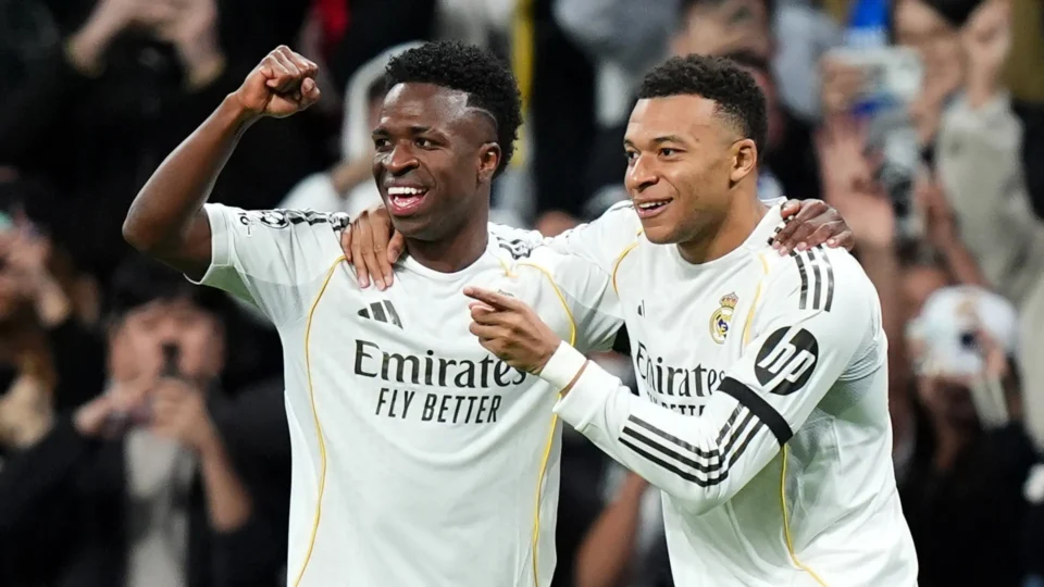 Mbappé e Vini Jr. não são amigos e mantêm relação fria no Real Madrid, diz jornal