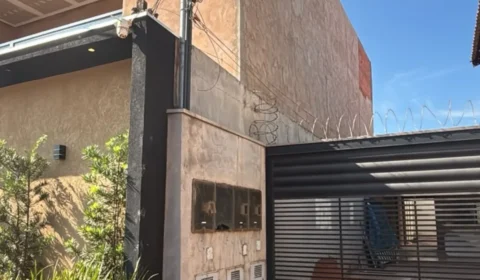 Briga por reboco de muro termina com pai morto e filho em coma em Campo Grande