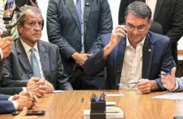 Valdemar admite discussão sobre golpe no governo Bolsonaro e minimiza: “E daí?”