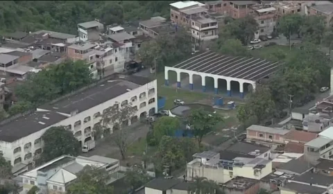Criminosos trocam tiros com a PM em Curicica, na Zona Sudoeste do Rio