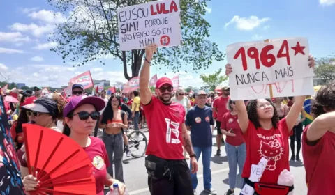 Apoiadores de Lula fazem “ato da virada” em Brasília antes do segundo turno