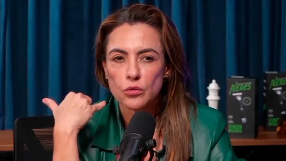 A parlamentar declarou que interpretou a situação como uma tentativa de intimidação política e afirmou que o episódio marcou definitivamente sua relação com o ex-presidente.