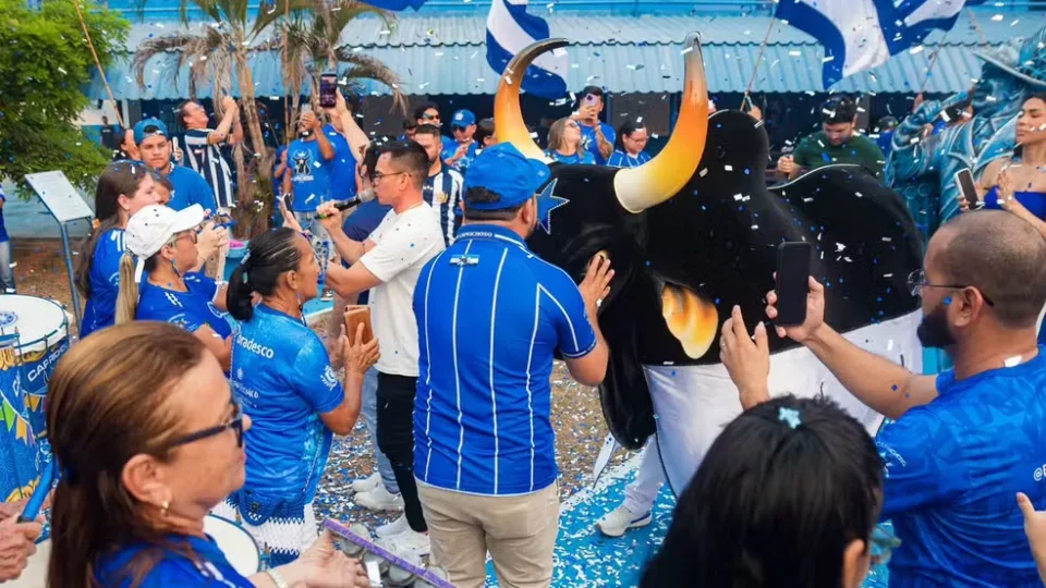 Caprichoso celebra 113 anos em Parintins com festa, ensaios e programação especial