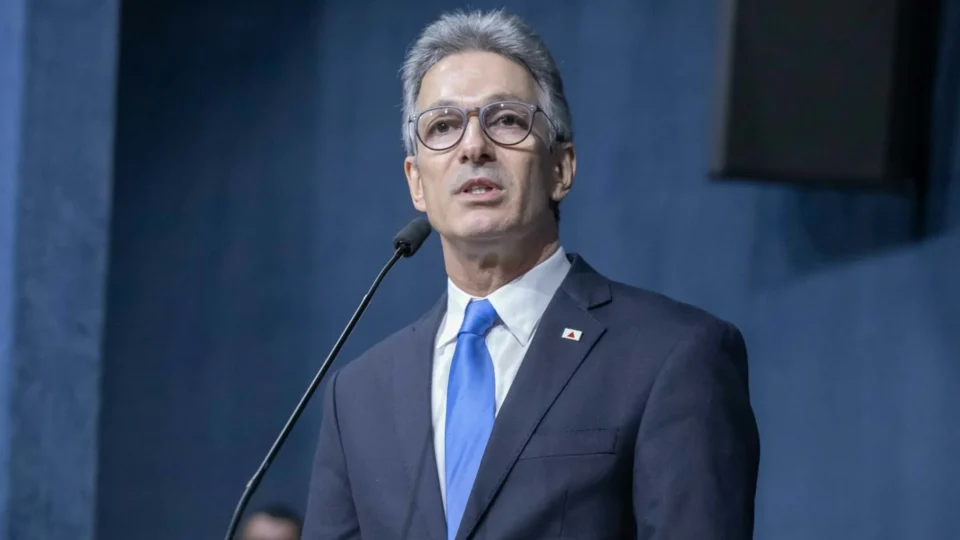 Zema formaliza apoio a Flávio Bolsonaro no segundo turno contra Lula